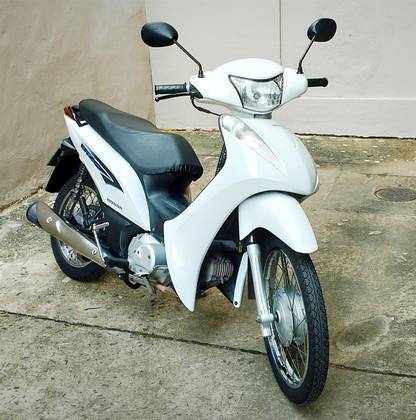 HONDA BIZ 125 ES HONDA BIZ 125 ES